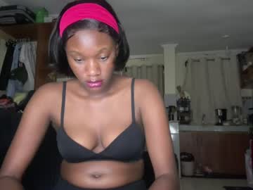 Nyla video